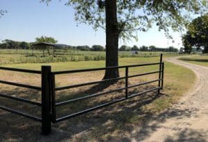 custom farm and ranch gates, East Texas